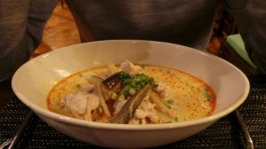 Nouilles coco poulet (21,5.-)