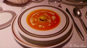 Soupe de potimarron, salpicon de châtaignes et pâtisson