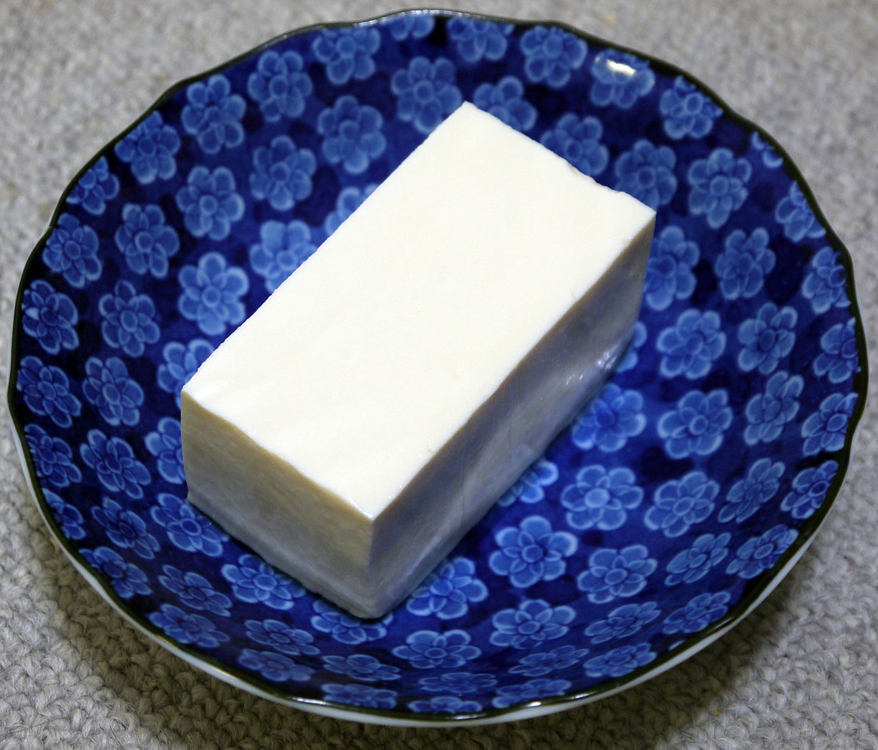 (Kinugoshi_Tofu)